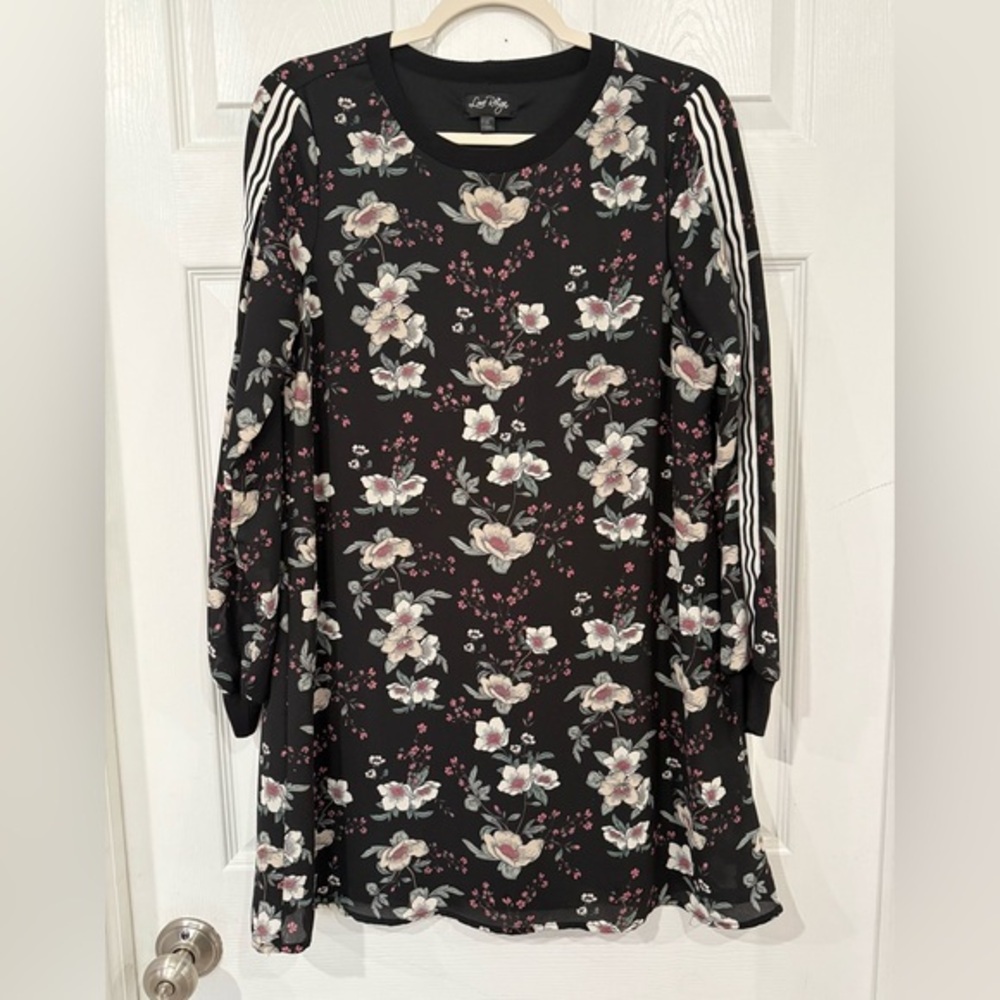 Love Reign Black Floral Dress